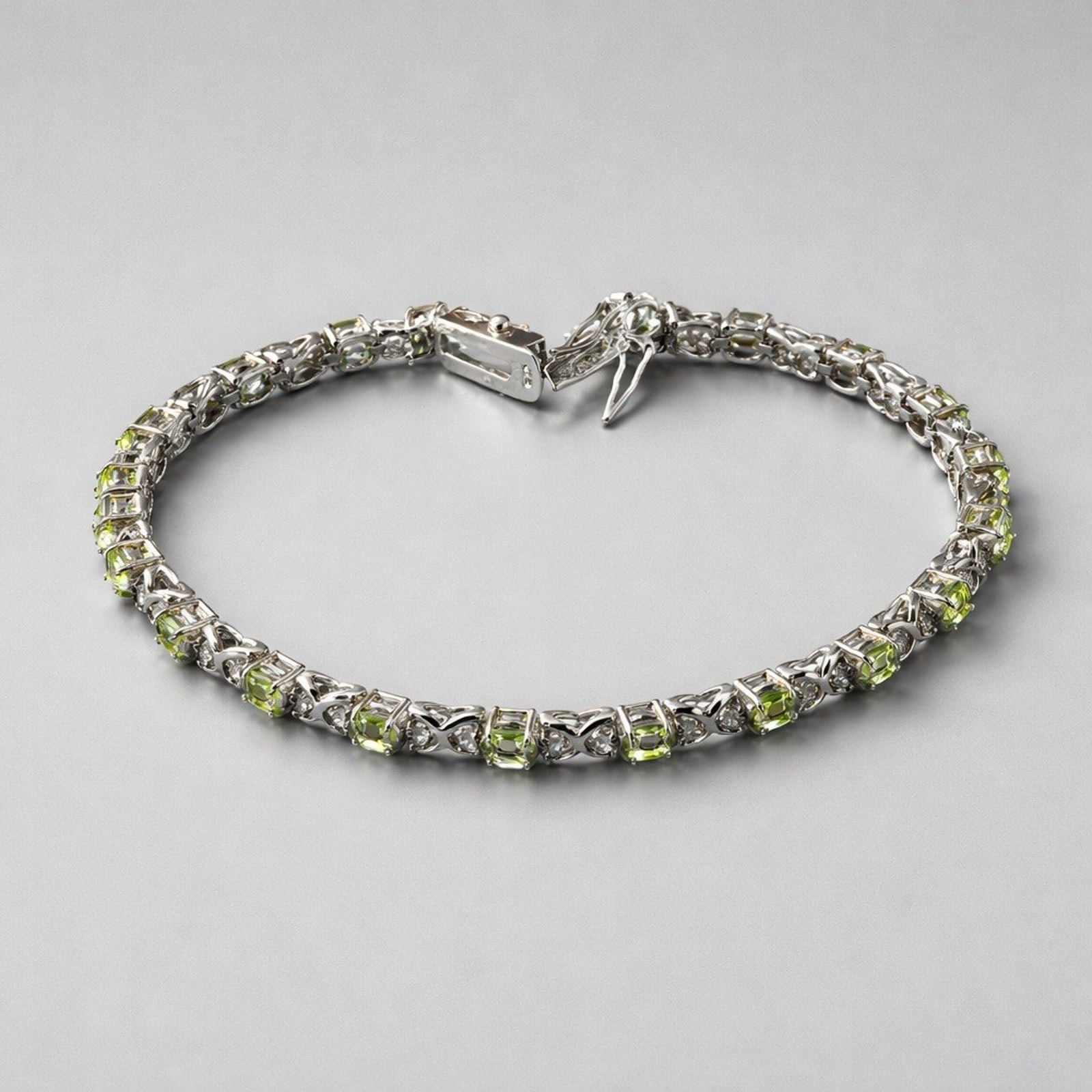 Peridot And White Topaz Bracelet 925 Sterling Silver